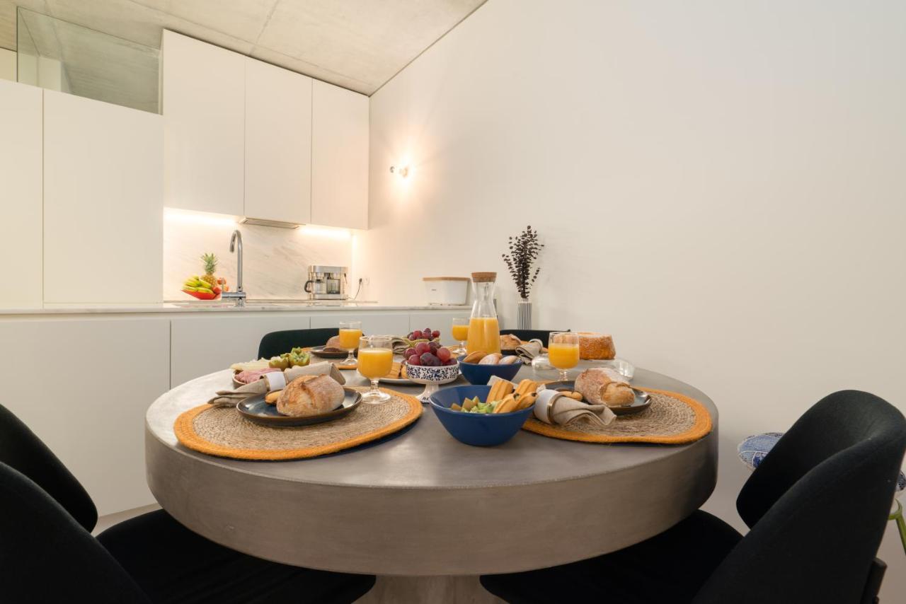 Host Wise - Luxurious Private Flats - Balcony Apartment Porto Luaran gambar