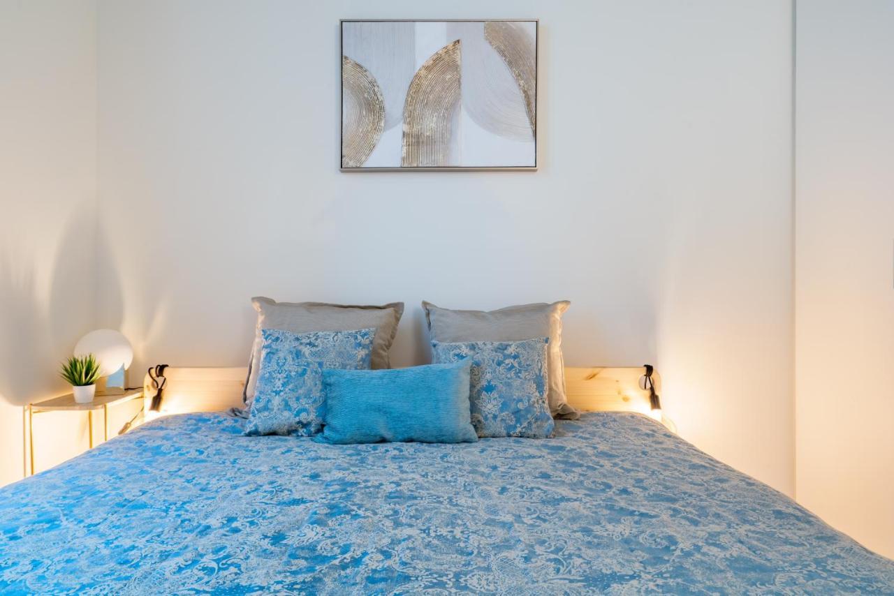 Host Wise - Luxurious Private Flats - Balcony Apartment Porto Luaran gambar