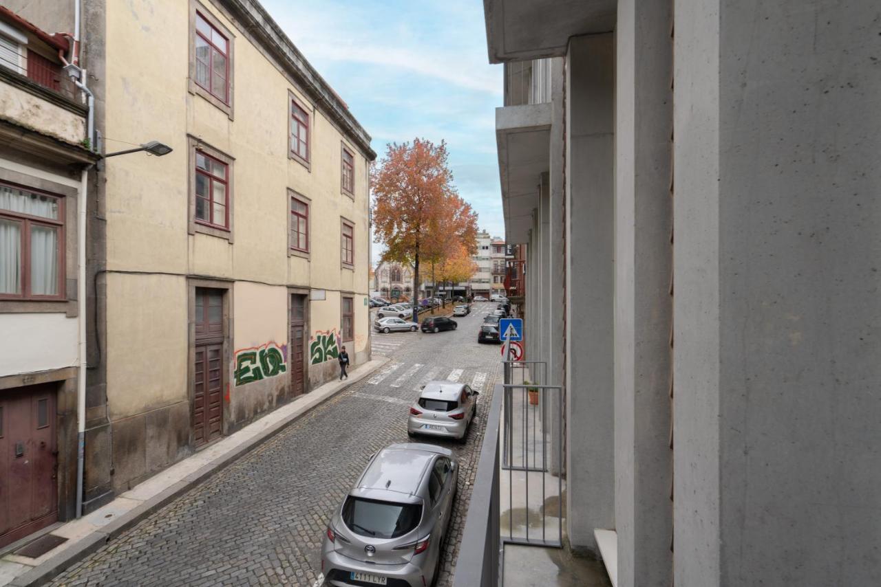 Host Wise - Luxurious Private Flats - Balcony Apartment Porto Luaran gambar