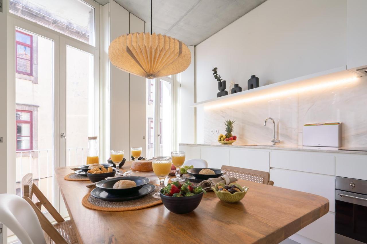 Host Wise - Luxurious Private Flats - Balcony Apartment Porto Luaran gambar