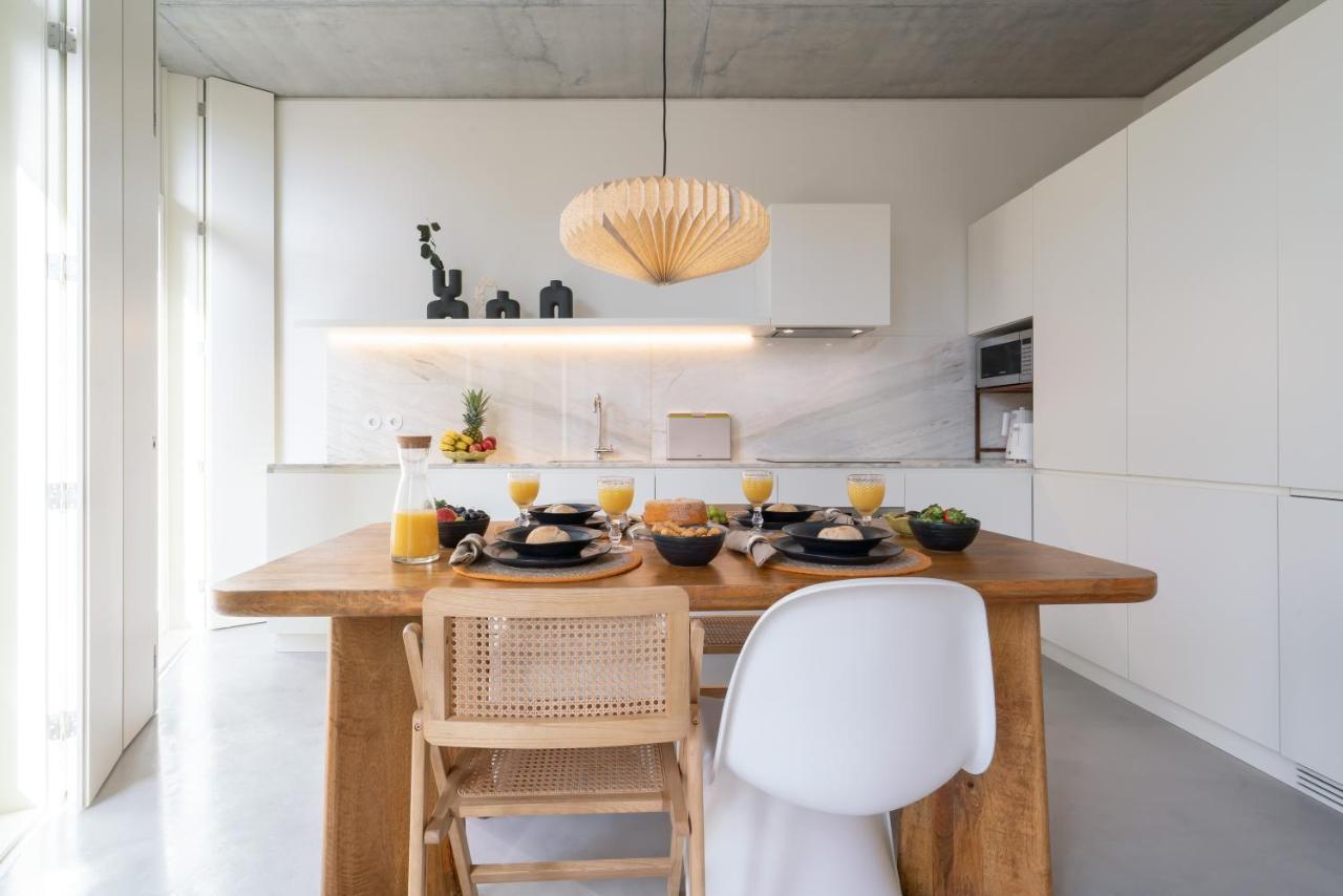 Host Wise - Luxurious Private Flats - Balcony Apartment Porto Luaran gambar